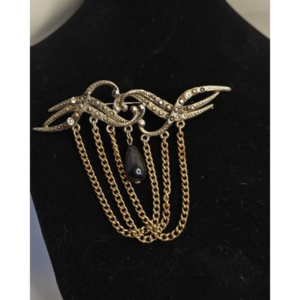 Vintage Brooch Art Nouveau Style Black Stone and Chains Gothic